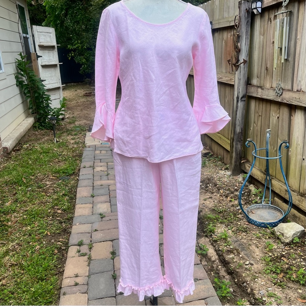 Chalet 2-piece Linen Outfit for Ladies